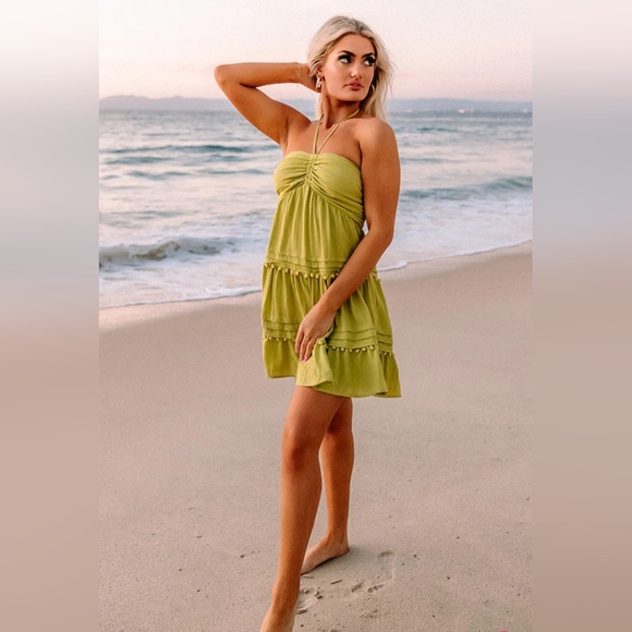 Mustard Seed Light Green "Meet For Drinks" Halter Mini Dress Size Medium - Picture 4 of 10